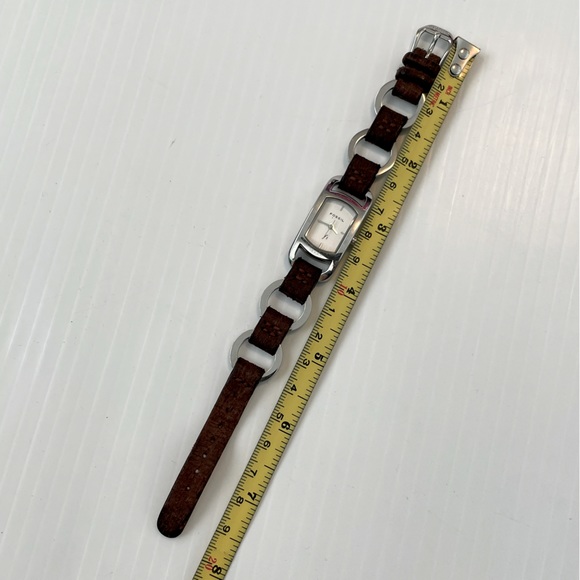Fossil brown leather and silver color hardware wrist watch **needs a new battery - Picture 1 of 5